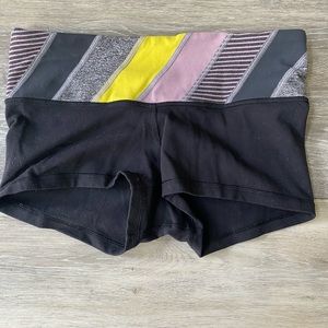 Lululemon shorts!